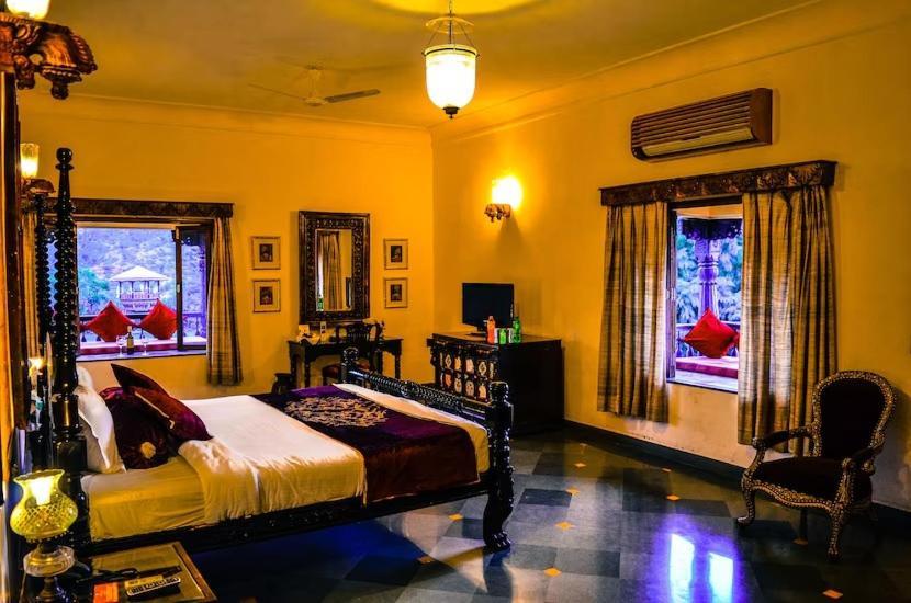 The Royal Retreat Resort & Spa Udaipur Ngoại thất bức ảnh