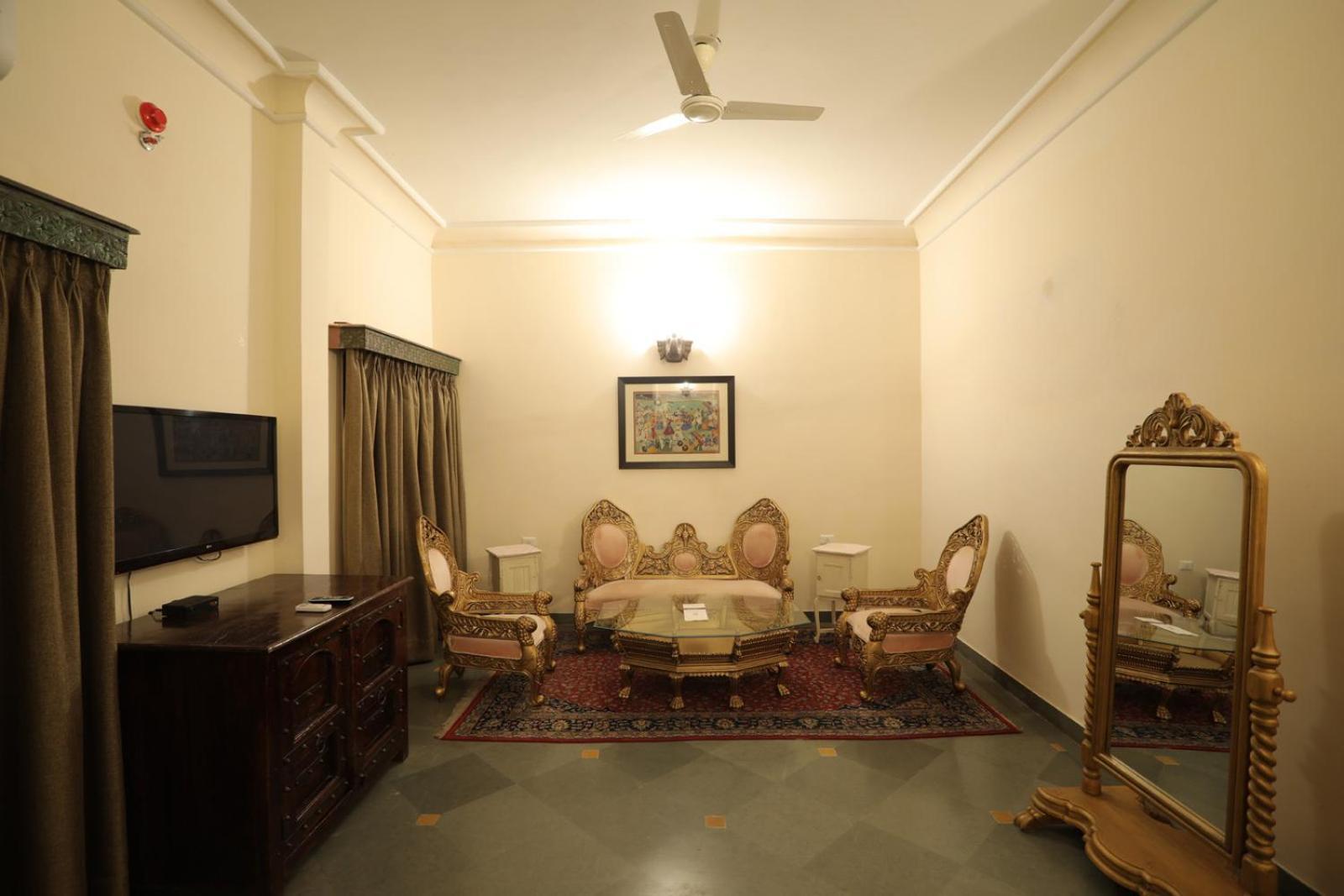The Royal Retreat Resort & Spa Udaipur Ngoại thất bức ảnh