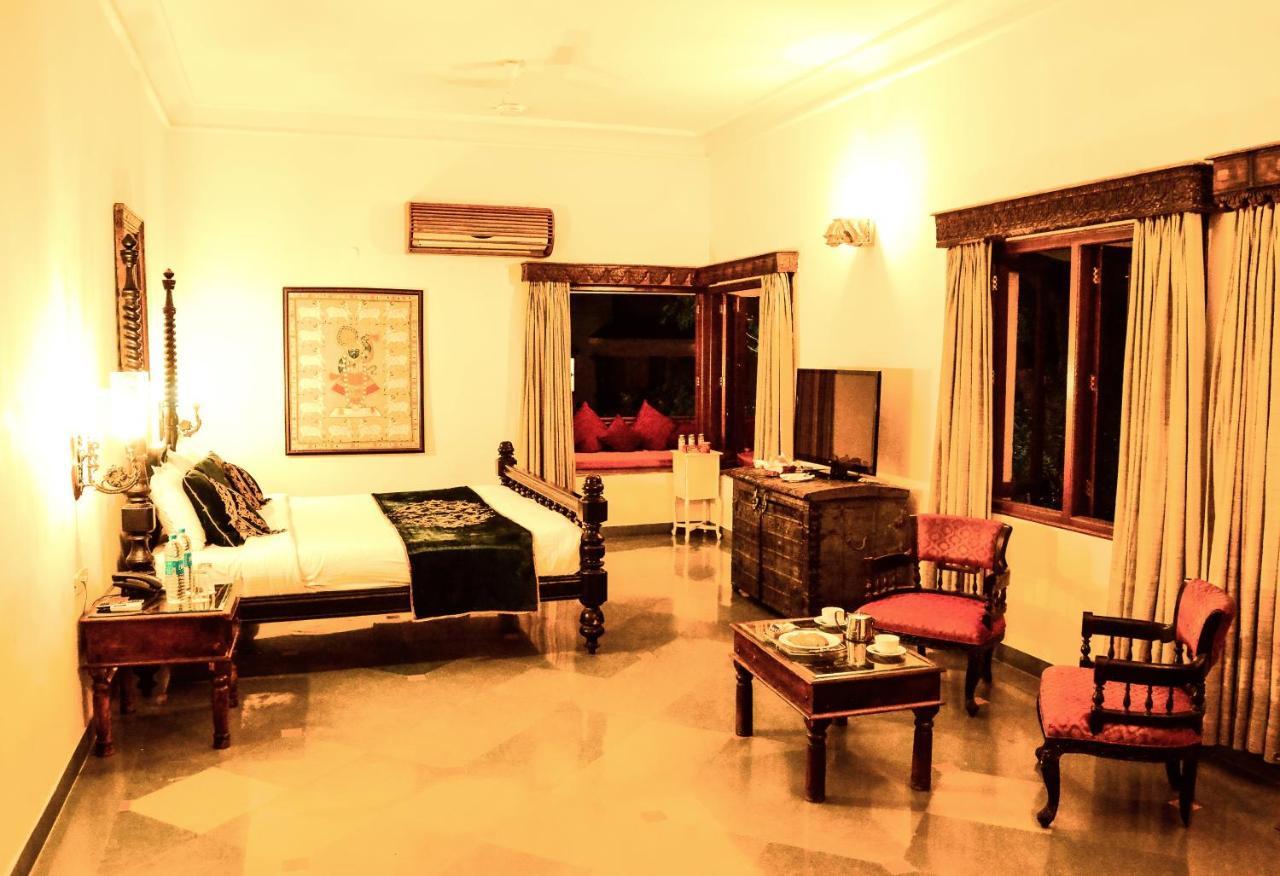 The Royal Retreat Resort & Spa Udaipur Ngoại thất bức ảnh